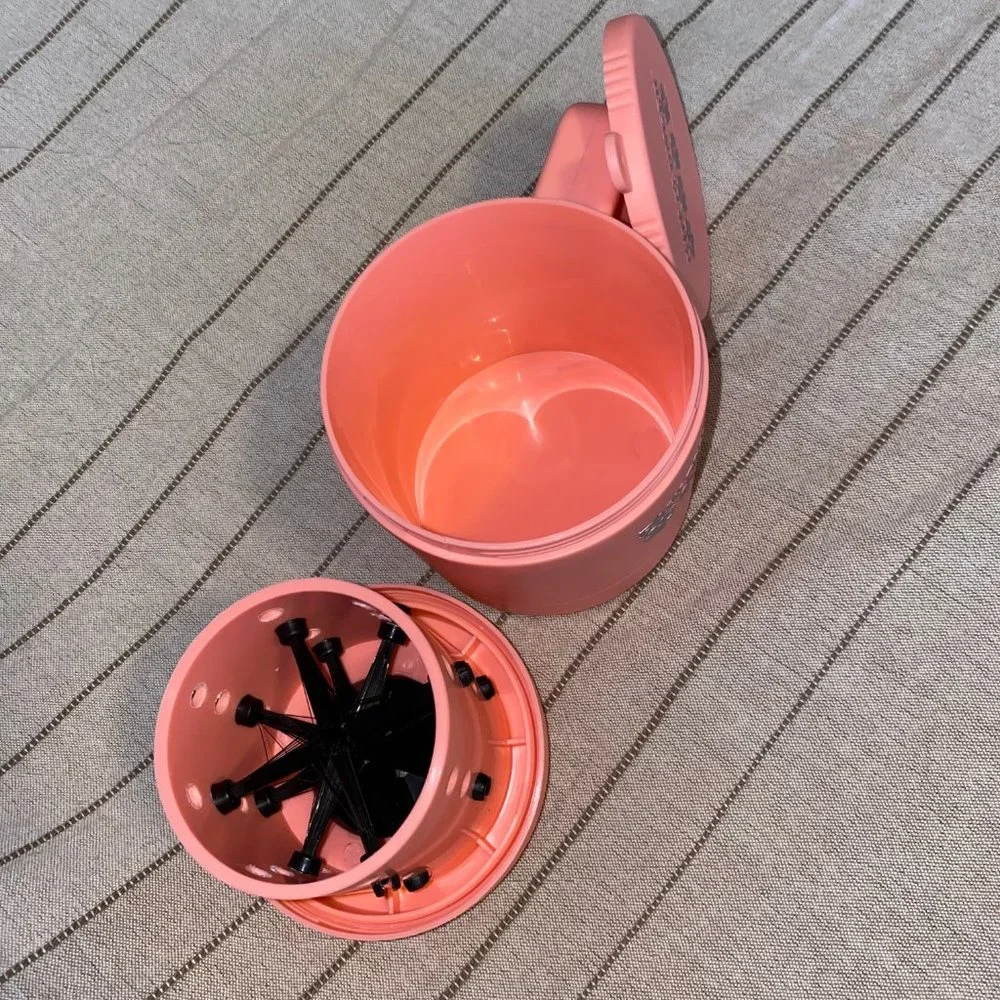 Paw Plunger Pink Paw Cleaner